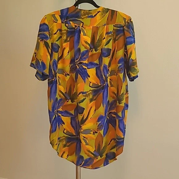 Blouse - Picture 5 of 6